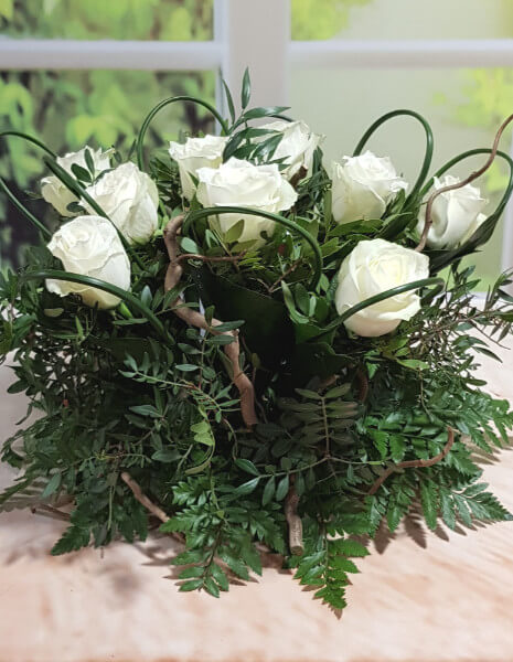 Centrotavola con rose bianche - PICCOLO